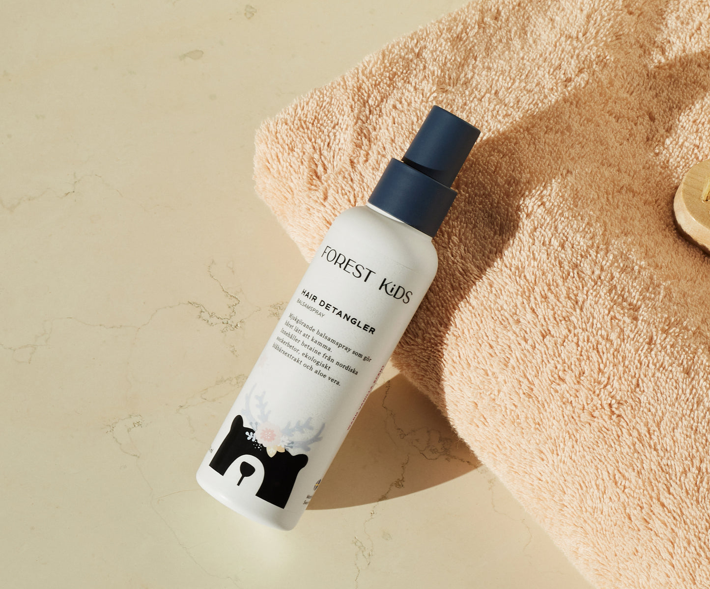 Forest Kids Hair Detangler, a moisturizing conditioner spray that makes hair easy to comb
